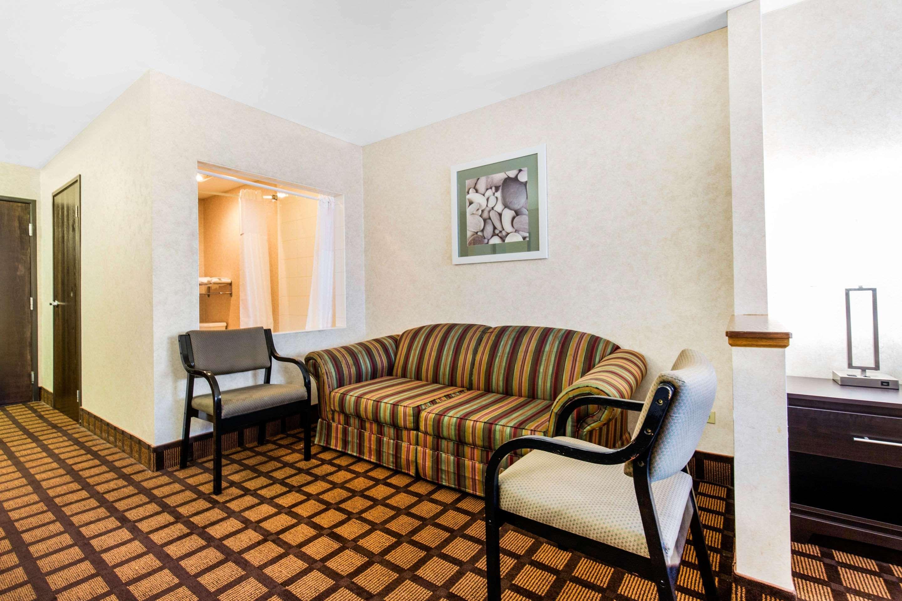 Quality Inn Monee I-57 Экстерьер фото