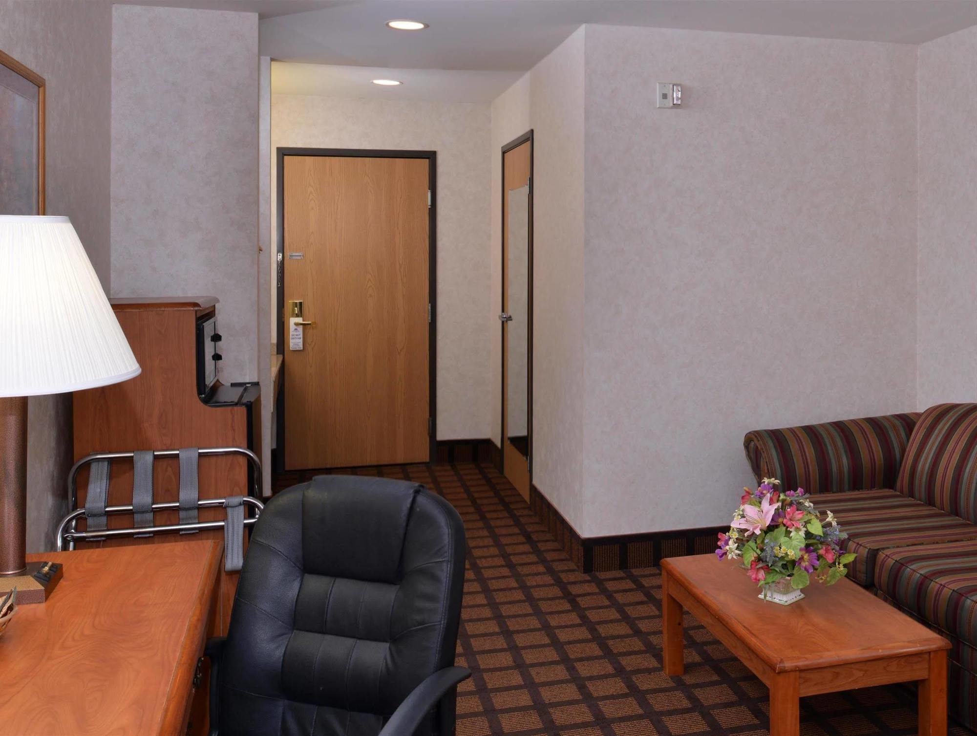 Quality Inn Monee I-57 Экстерьер фото